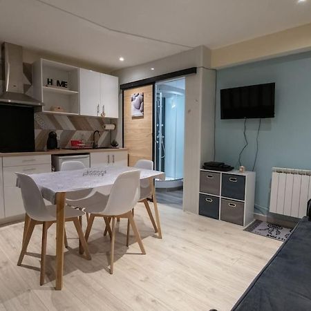 Studio Place De La Barre Le Cosy Apartment Macon Luaran gambar