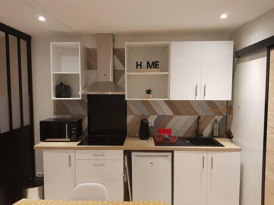 Studio Place De La Barre Le Cosy Apartment Macon Luaran gambar